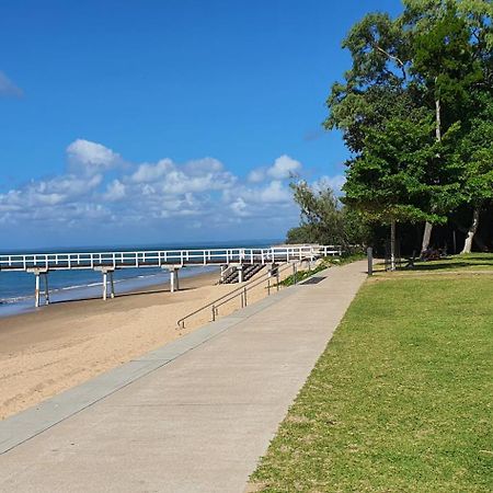 Villa Venezia Apt 3 - Spacious Hervey Bay Beachfront Apartment Zewnętrze zdjęcie